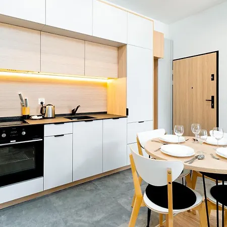 Sun & Snow, Osada Apartman
