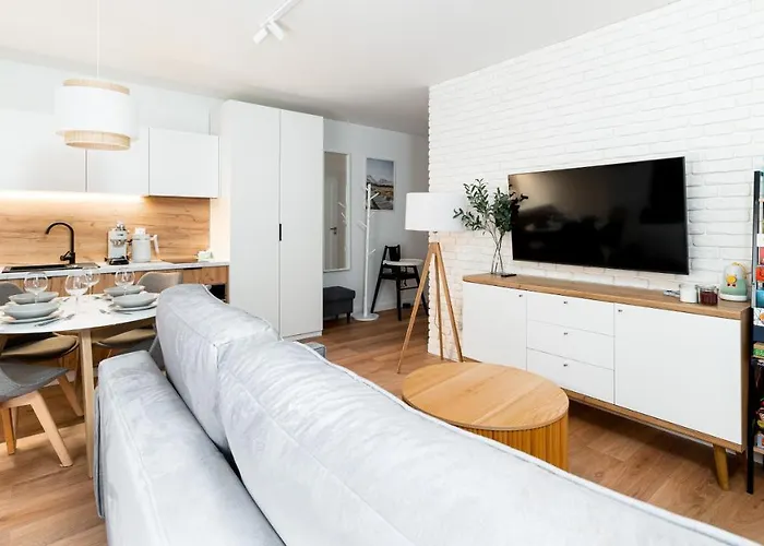 Osada, Sun & Snow * 스클라르스카포렘바